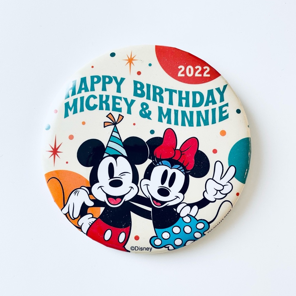 📍5/$20 Disneyland 2022 “Happy Birthday Mickey & Minnie” Pin Button